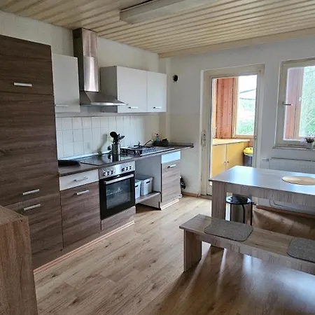 Monteurwohnung/ferienwohnung An Der Steige 基斯林恩安德斯特